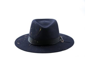 Pălărie Fedora Splash cu Lantisor Auriu din Fetru de Iepure Bleumarin D103