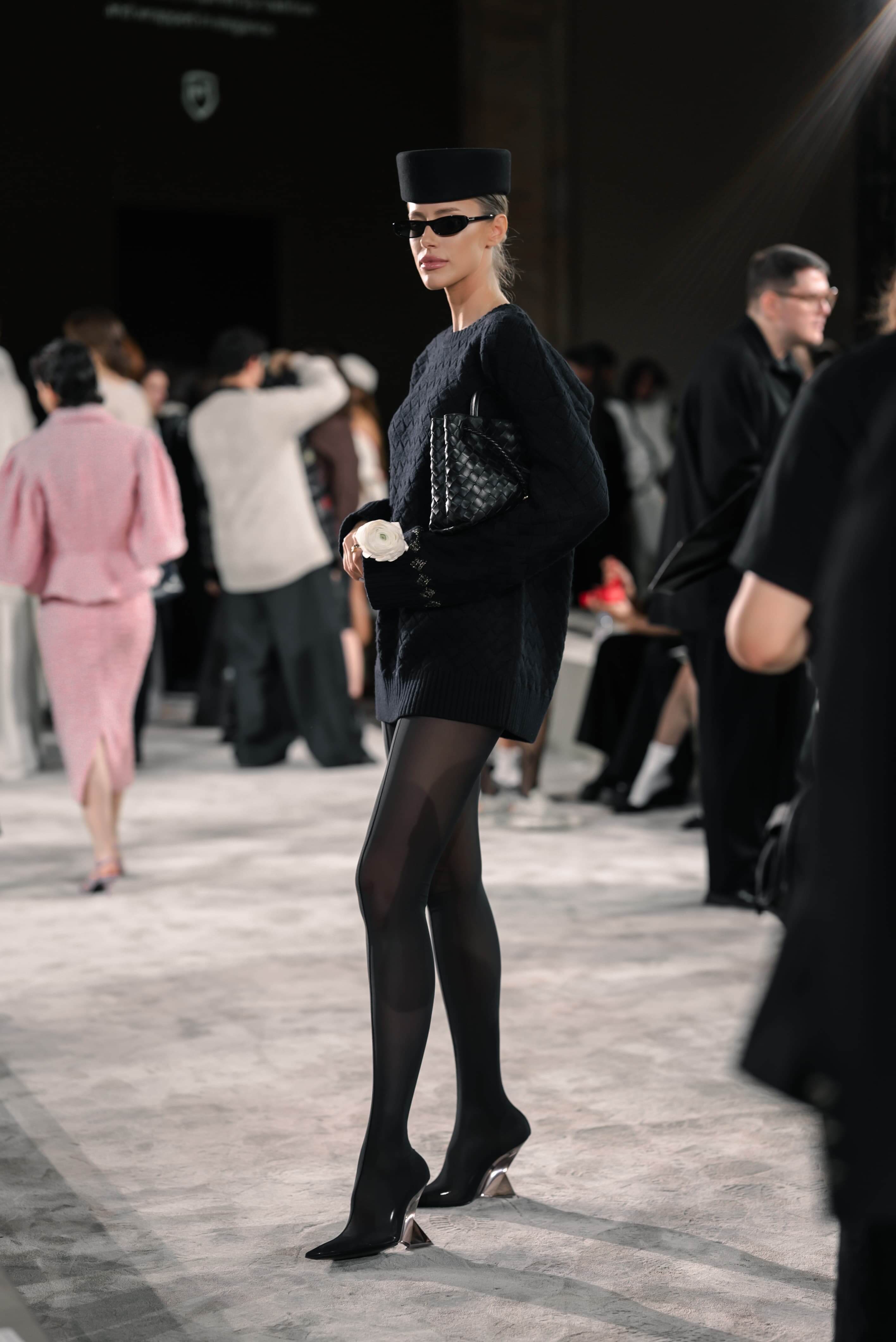 Toca dama Amour neagra lana T7 Dadarlat